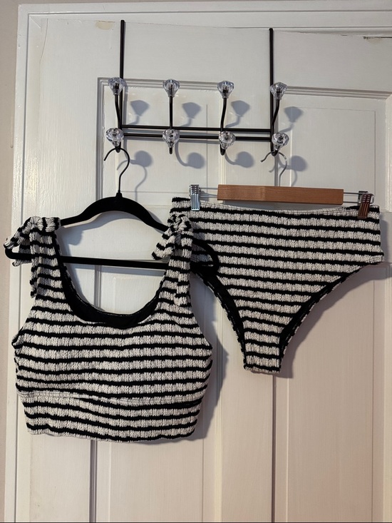 Other - NWOT Striped Black & White Ribbed Bikini Set Swim Size XL
